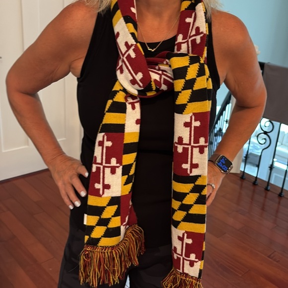 Maryland Flag Pattern Knit Scarf UMD Maryland Terps Terrapins - Picture 2 of 2
